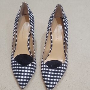 Banana Republic Women's Black and White Gingham Heels